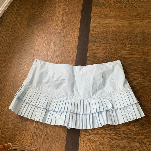 EDIKTED Double Pleated Mini Skort Skirt Light Blue Women’s Size XL BRAND NEW - Picture 7 of 12
